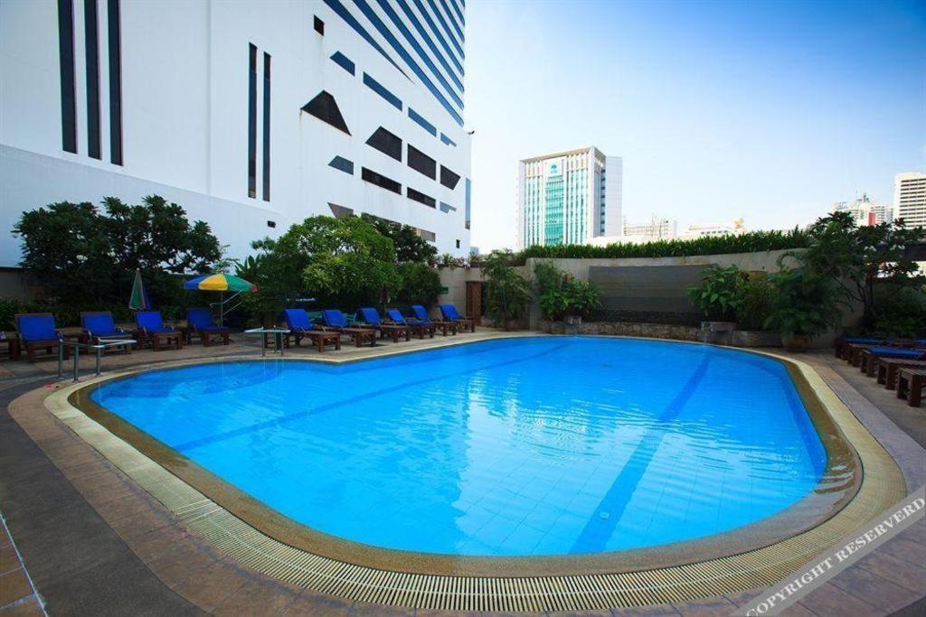 Nana Hotel Bangkok Exterior photo